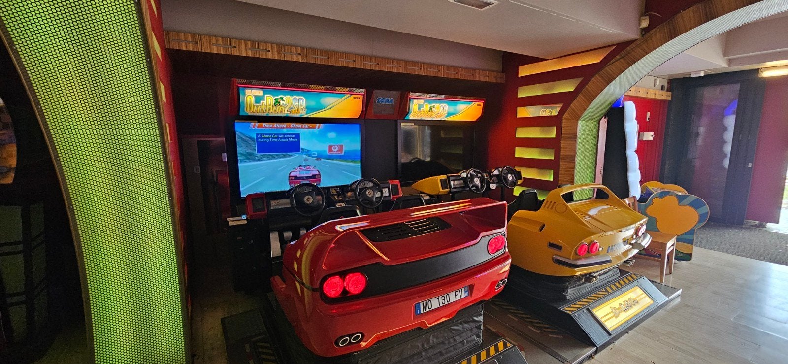 Sega Outrun 2 Bewegende Simulatoren - 2-zits Arcade, Verzamelen, Ophalen, Gebruikt