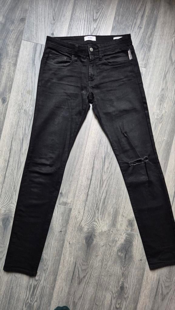 Heren/jongens zwarte EDC jeans met scheur, Ophalen of Verzenden, Zo goed als nieuw, Zwart