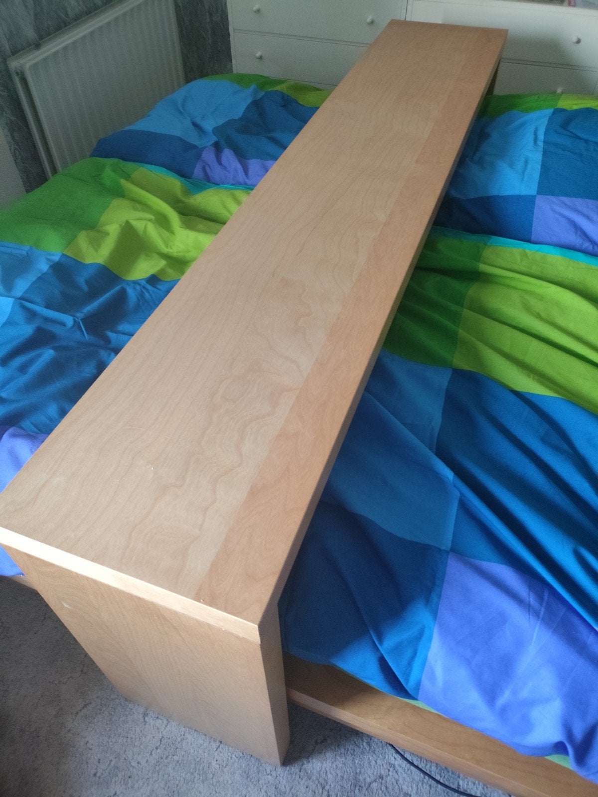 Verrijdbare houten bedplank / bedtafel, Huis en Inrichting, Slaapkamer | Bedden, Modern minimalistisch, Gebruikt, Eenpersoons