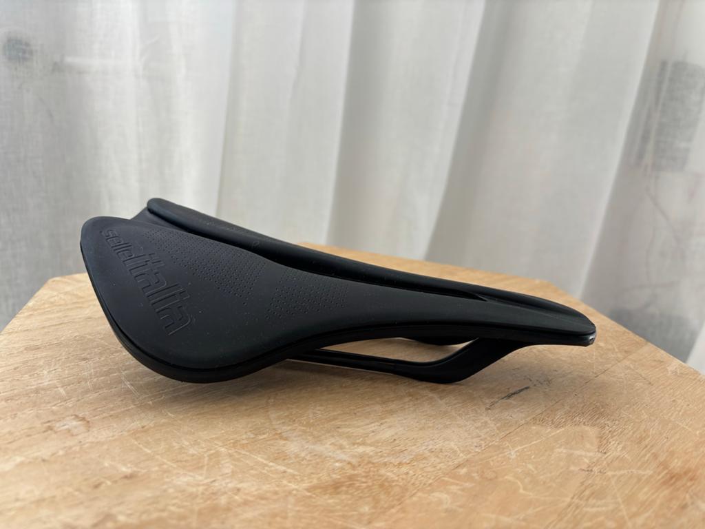 Selle Italia Model - Unisex, 145mm breed, Ophalen of Verzenden, Gebruikt