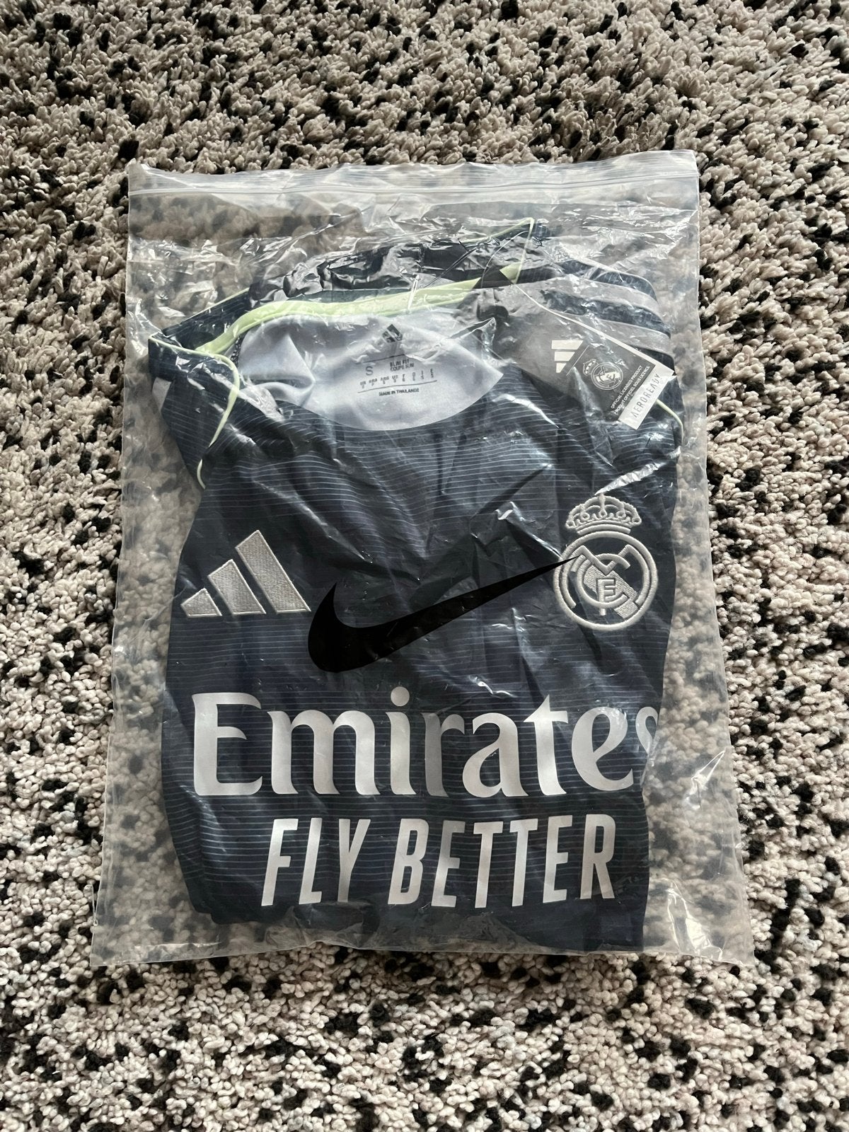 Real Madrid Thuisshirt - Nieuw met labels, Ophalen of Verzenden, Nieuw, Maat 46 (S) of kleiner, Blauw