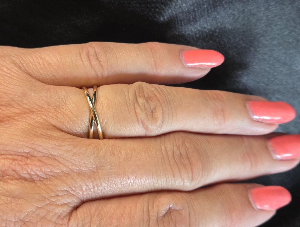 Vintage cross-over ring. 2026/638, ., Nieuw, Ophalen of Verzenden, Dame