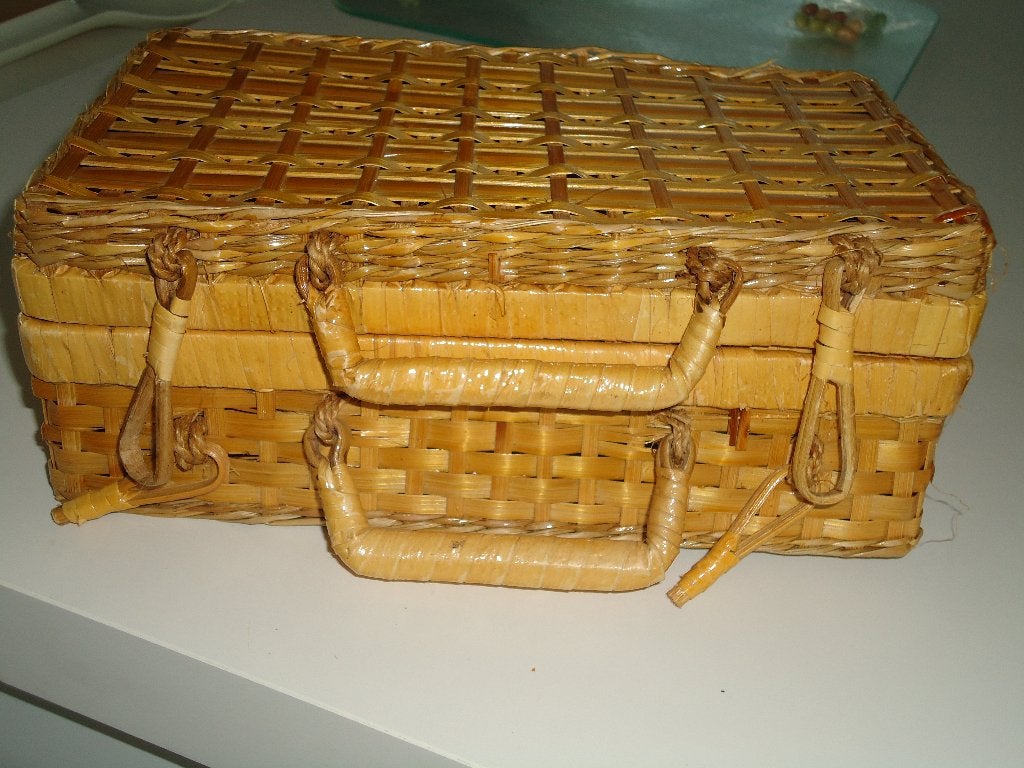 mandje rieten mandje met deksel 25 x 15 x 10, Mand, Ophalen of Verzenden, Zo goed als nieuw, Riet