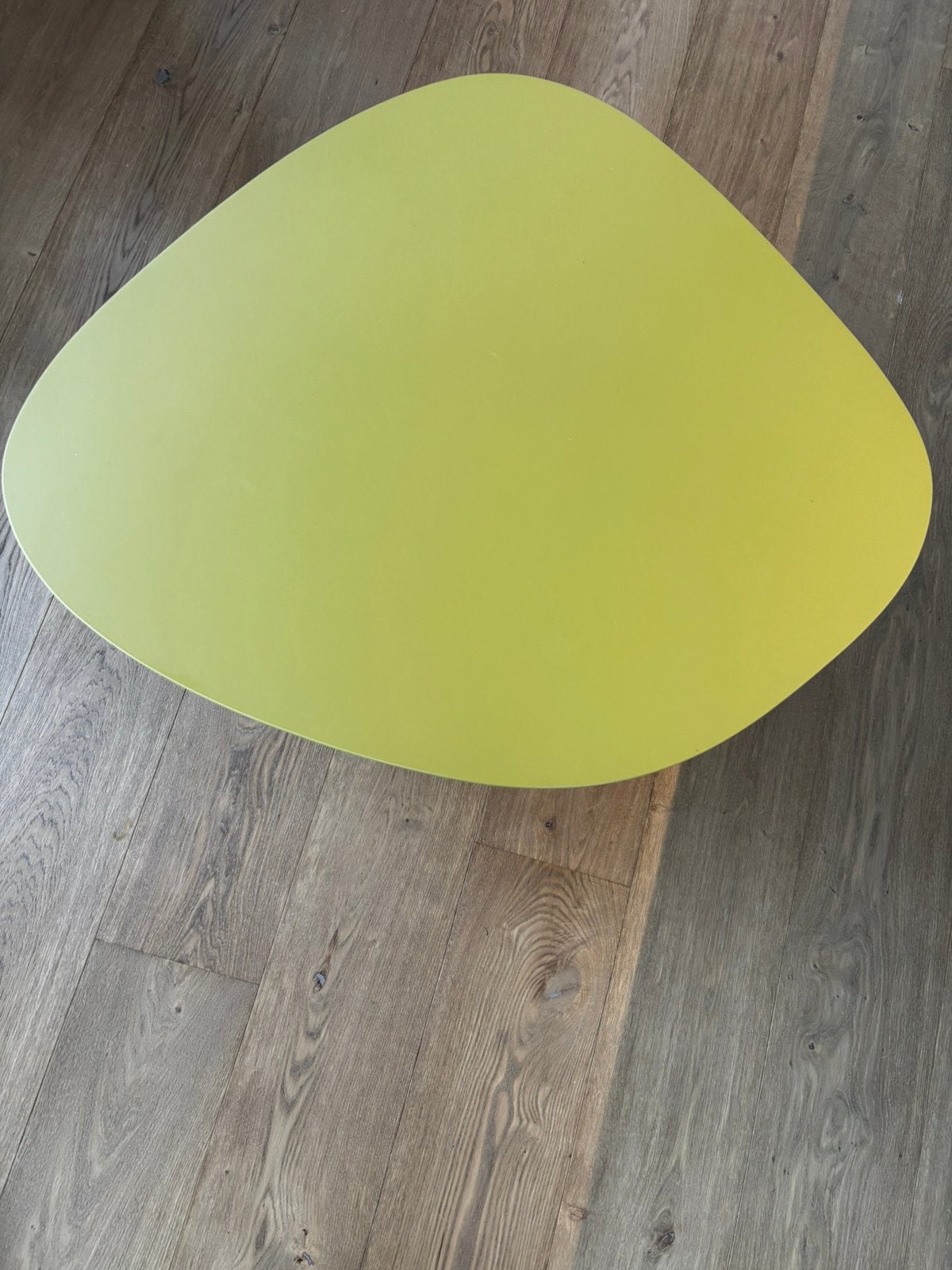 Leolux Liliom salontafel, Ophalen, Overige materialen, 50 tot 100 cm, 50 tot 100 cm