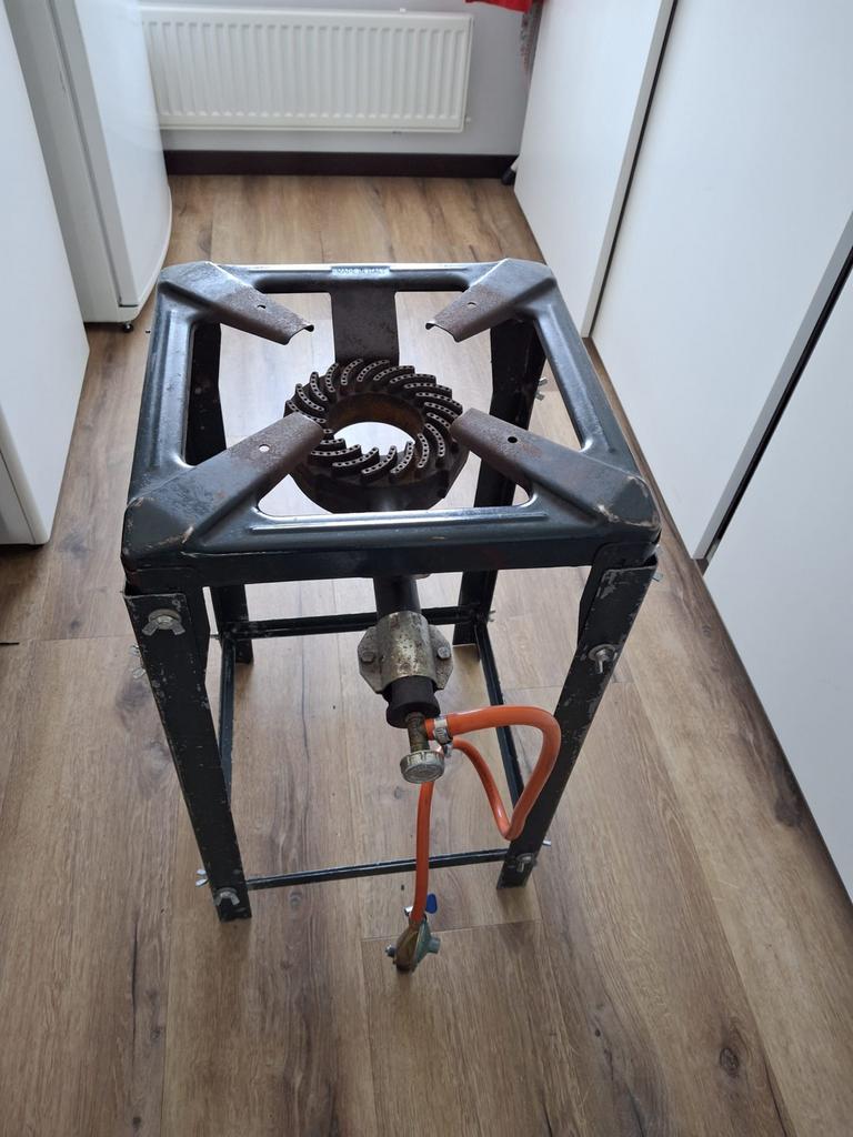 Gasfornuis met wokbrander en paellapan, Ophalen, Gebruikt