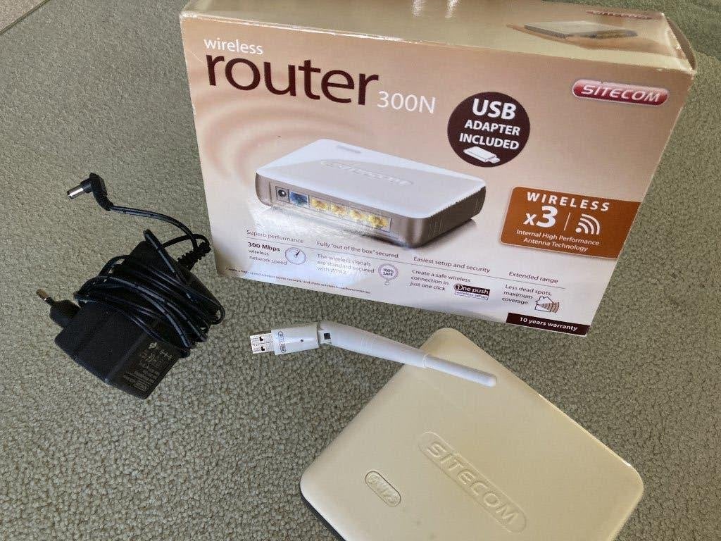 Sitecom Wireless Router 300N met USB Adapter en voeding, Ophalen of Verzenden, Gebruikt, Router, Sitecom