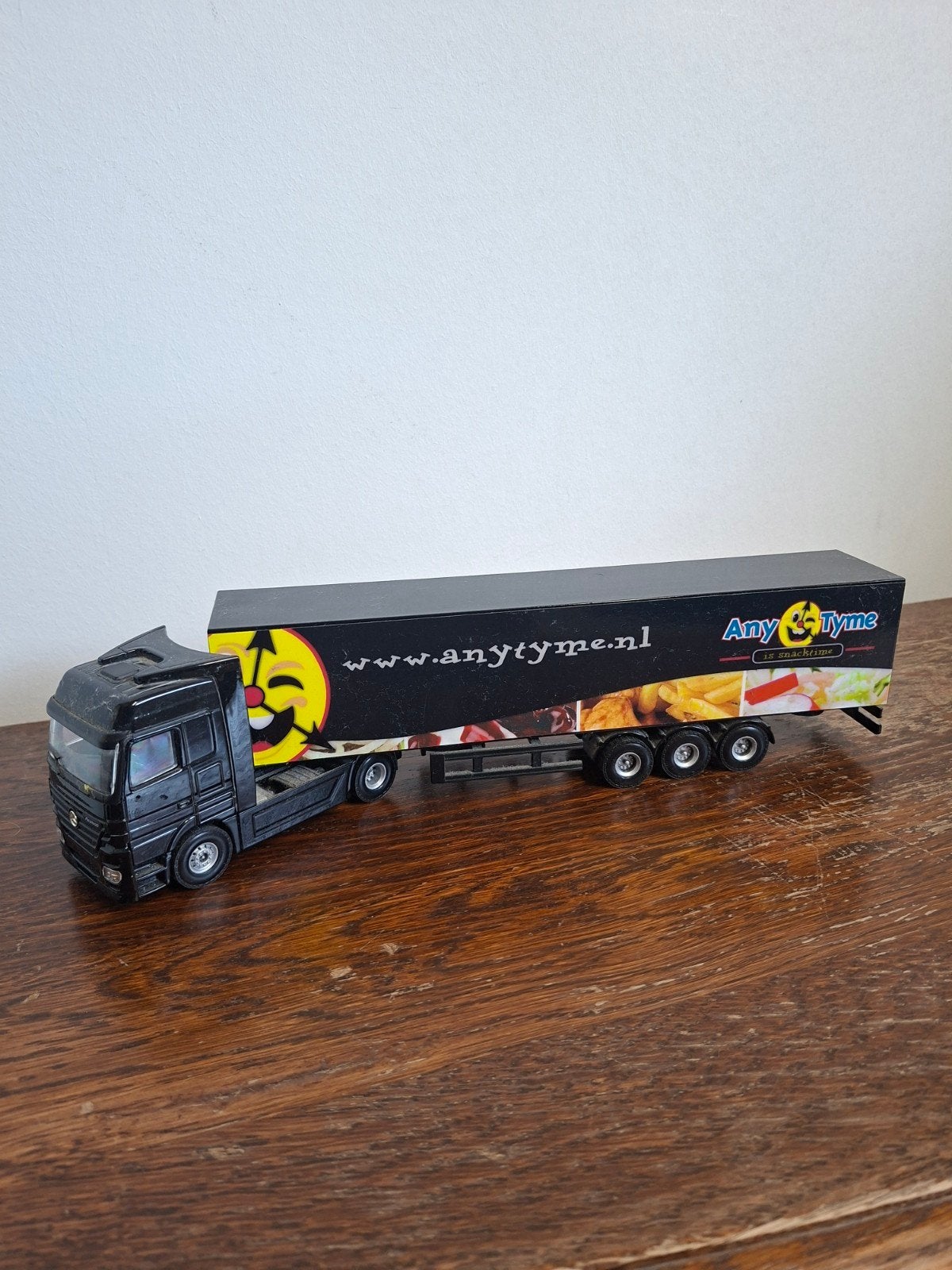 mercedes en scania met trailer, Ophalen, Bus of Vrachtwagen