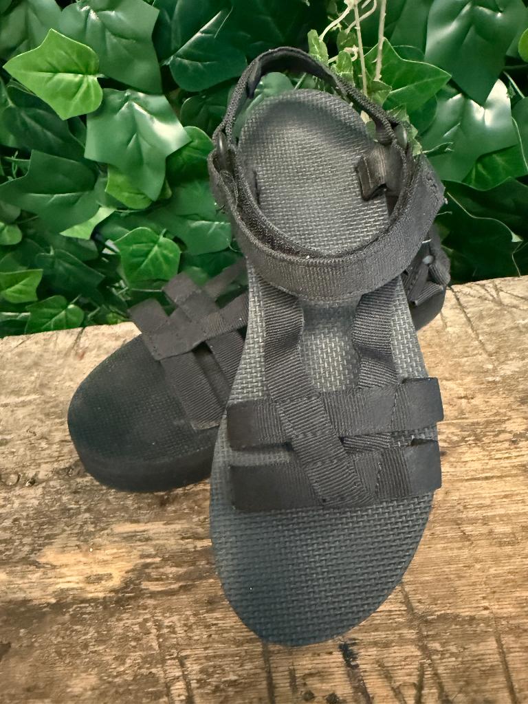 Nieuwe sandalen van Teva maat 40, Teva, Zwart, Nieuw, Teva