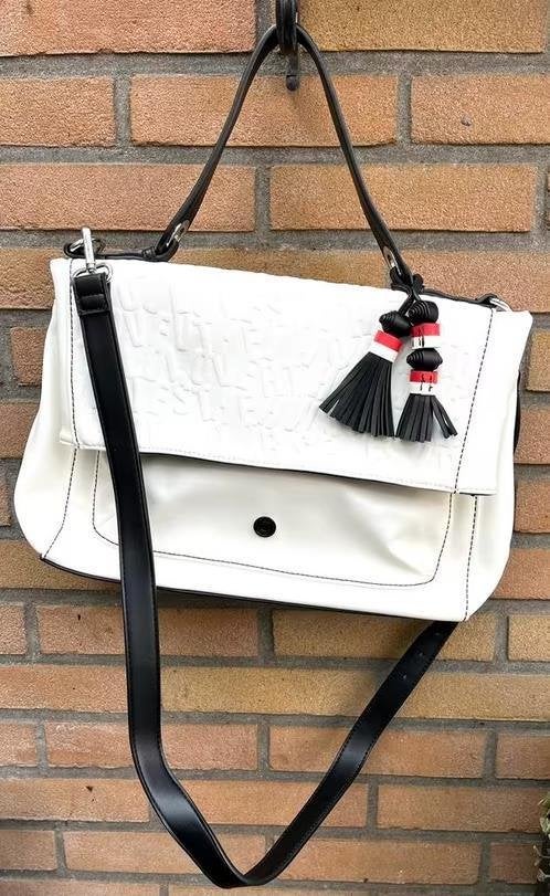 Desigual witte tas[v], Sieraden, Tassen en Uiterlijk, Ophalen of Verzenden, Nieuw, Wit, Handtas