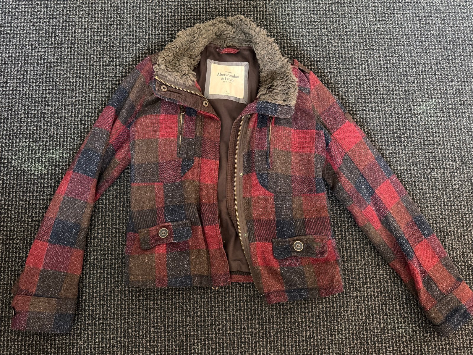 Abercrombie & Fitch geruite jas met bontkraag - Maat L, Ophalen, Gedragen, Maat 42/44 (L), Meerkleurig