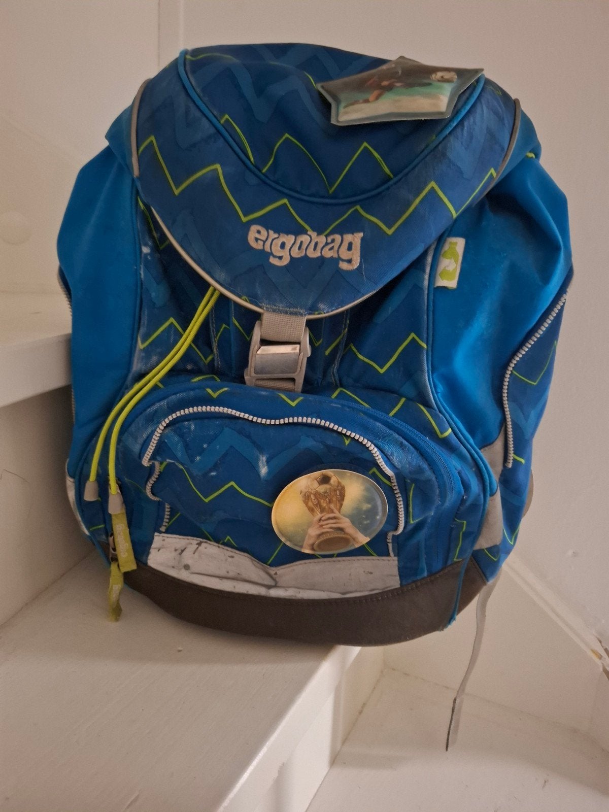 ruime en stevige schooltas rugzak ergobag, Ophalen