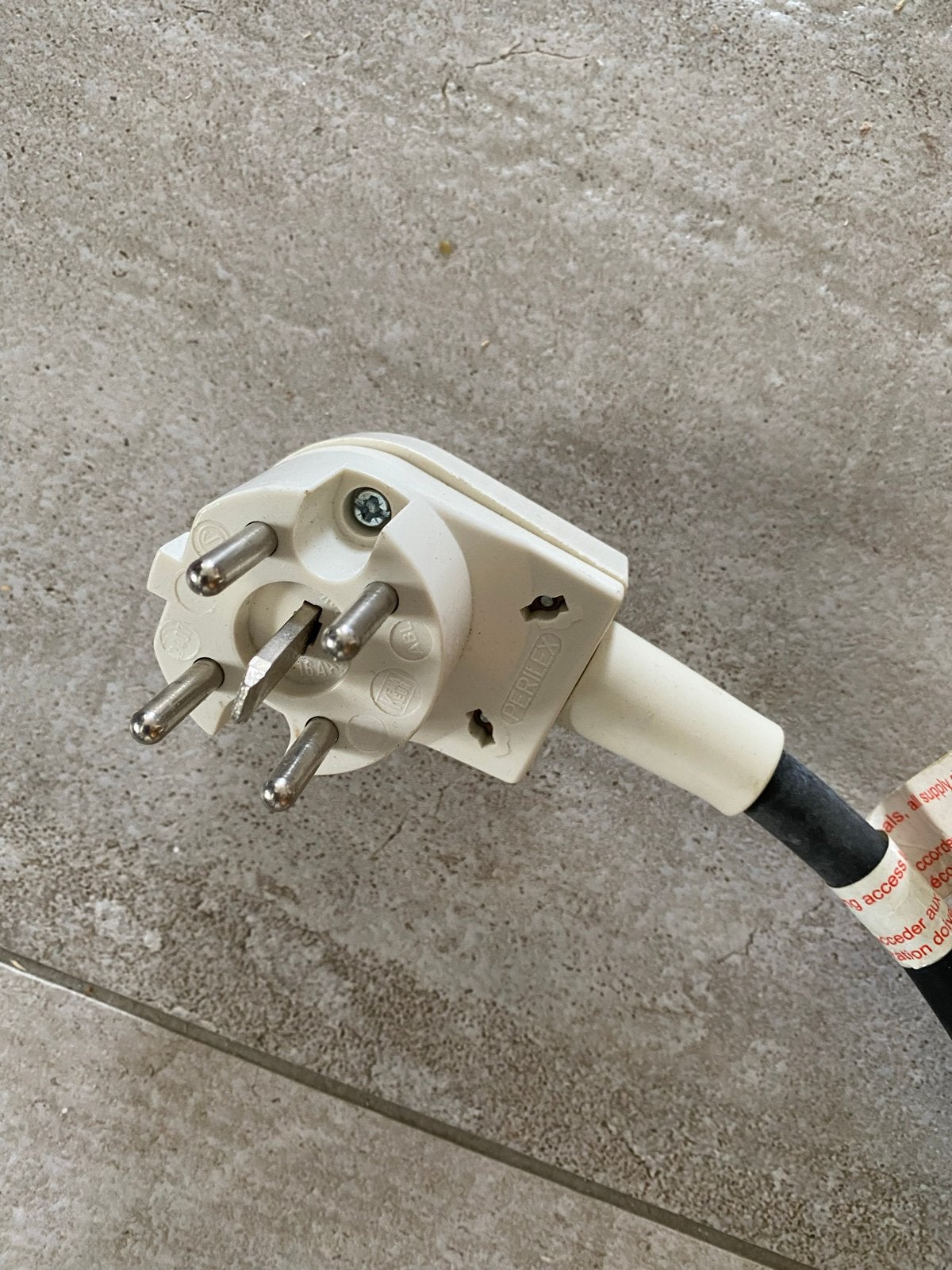 Perilex stekker met kabel 400V 16A, Ophalen of Verzenden, Zo goed als nieuw, Overige merken, Kabel of Snoer