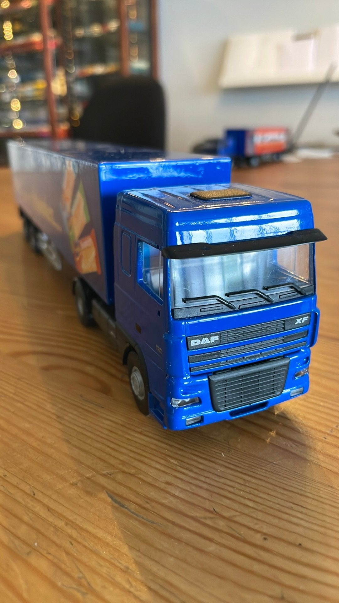 Daf XF 95 480 truck met oplegger “Wasa”, Ophalen of Verzenden, Zo goed als nieuw, Bus of Vrachtwagen, Lion Toys