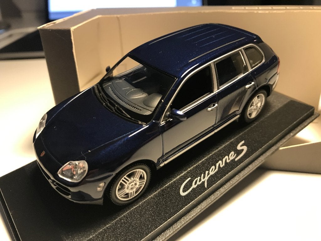 Minichamps 1:43 Porsche Cayenne S, Hobby en Vrije tijd, Modelauto's | 1:43, Ophalen of Verzenden, Zo goed als nieuw, Auto, MiniChamps