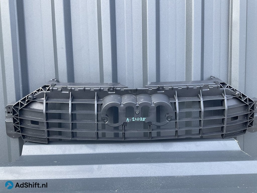 Bumper Grill Houder Audi Q3 83A853692A Voorbumper A-21035