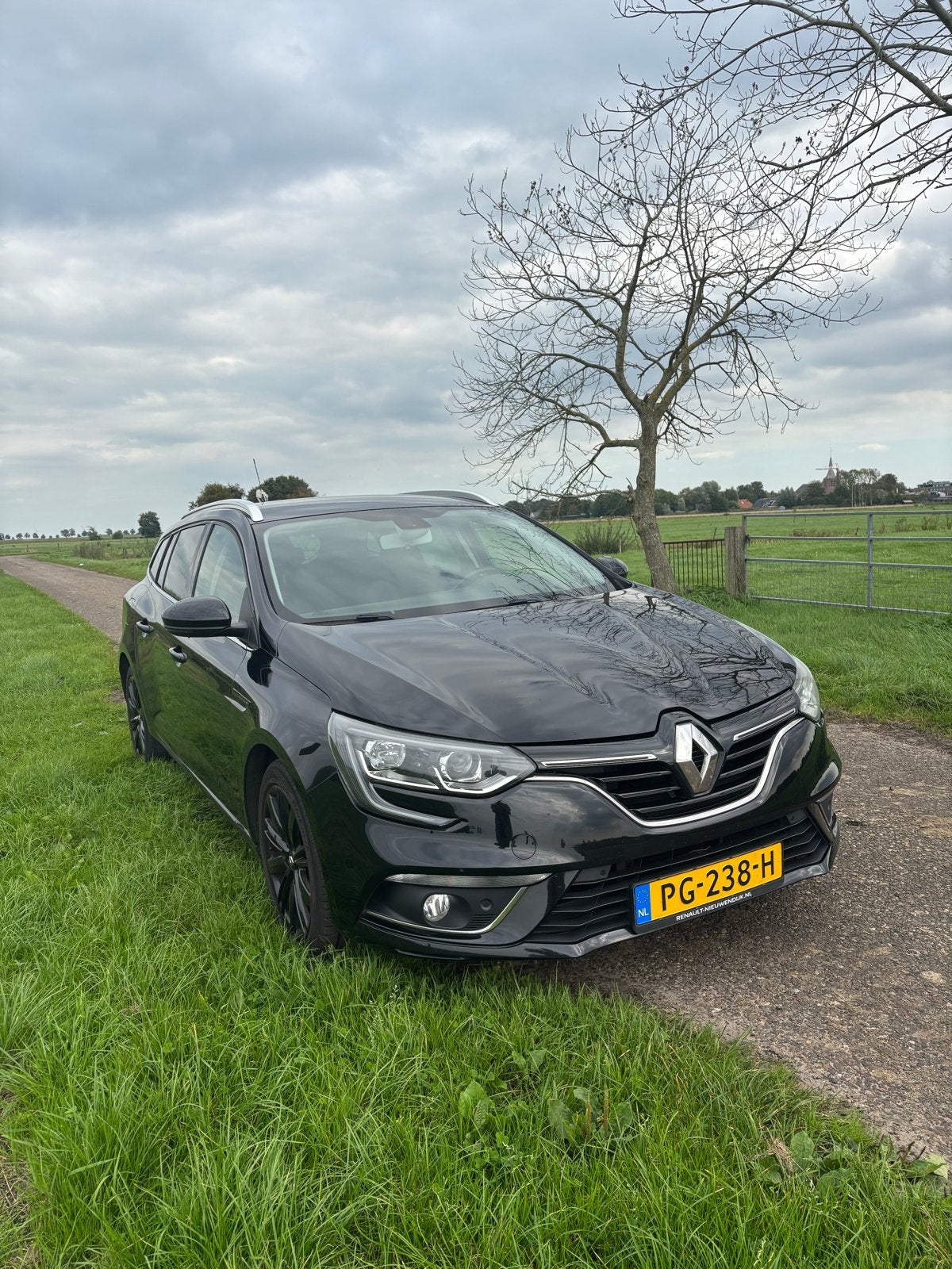 Renault Mégane 1.2 Energy TCe 130pk 2017 Zwart, Voorwielaandrijving, Zwart, 4 cilinders, Leder en Stof