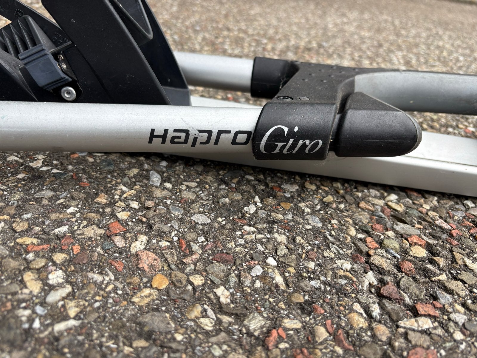 Hapro Giro dakdragers voor fietsen - Set van 2, Ophalen, 2 fietsen, Gebruikt, Dakdrager