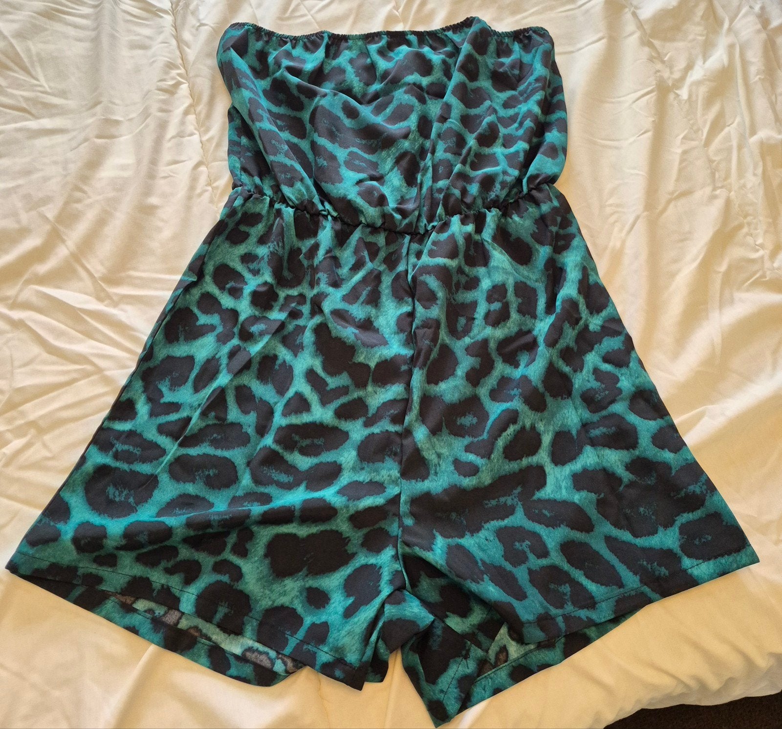 Jumpsuit XL met luipaardprint (nieuw en ongedragen), Kleding | Dames, Jumpsuits, Ophalen of Verzenden, Gedragen, Maat 46/48 (XL) of groter