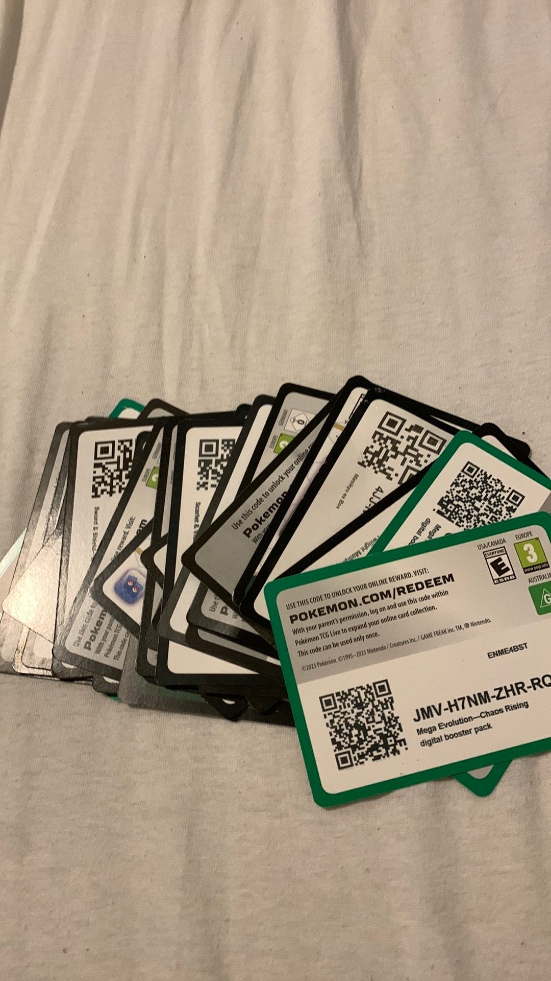 30 random redeem cards (unused), Ophalen of Verzenden, Zo goed als nieuw, Meerdere kaarten