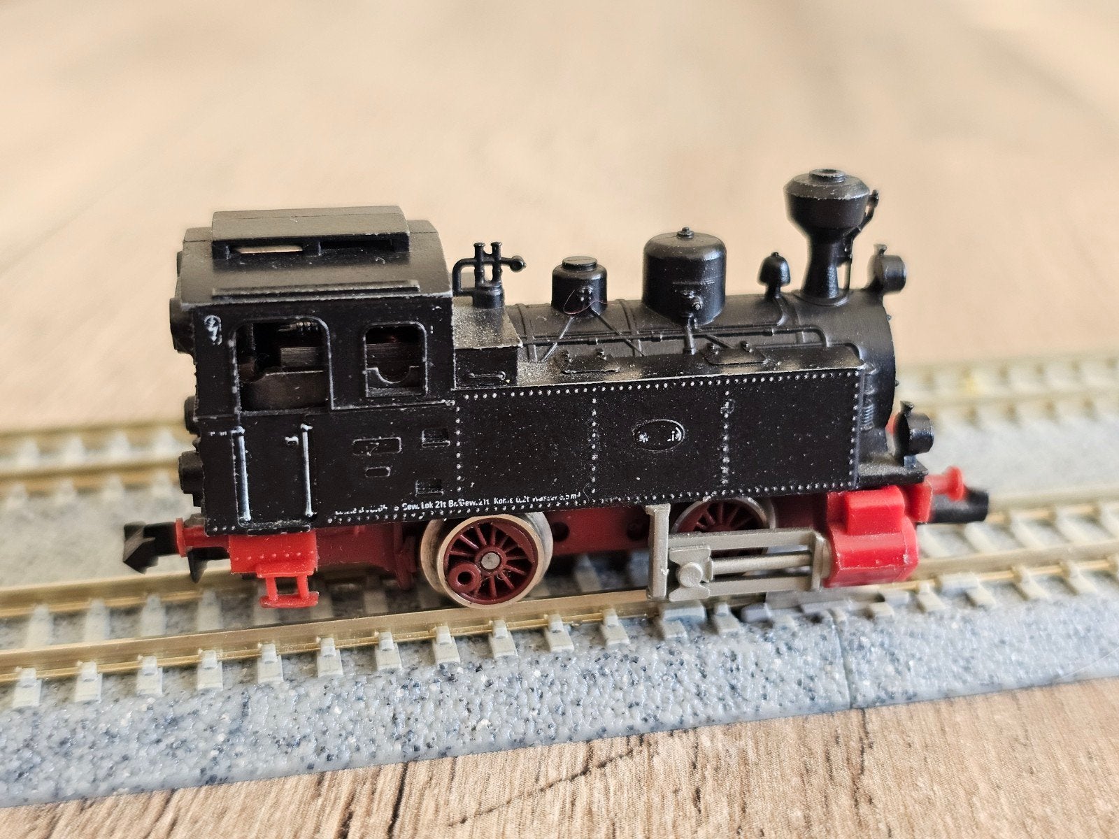 Fleischmann Piccolo N spoor locomotief - mist drijfstangen, Gebruikt, Fleischmann, Ophalen of Verzenden, Gelijkstroom