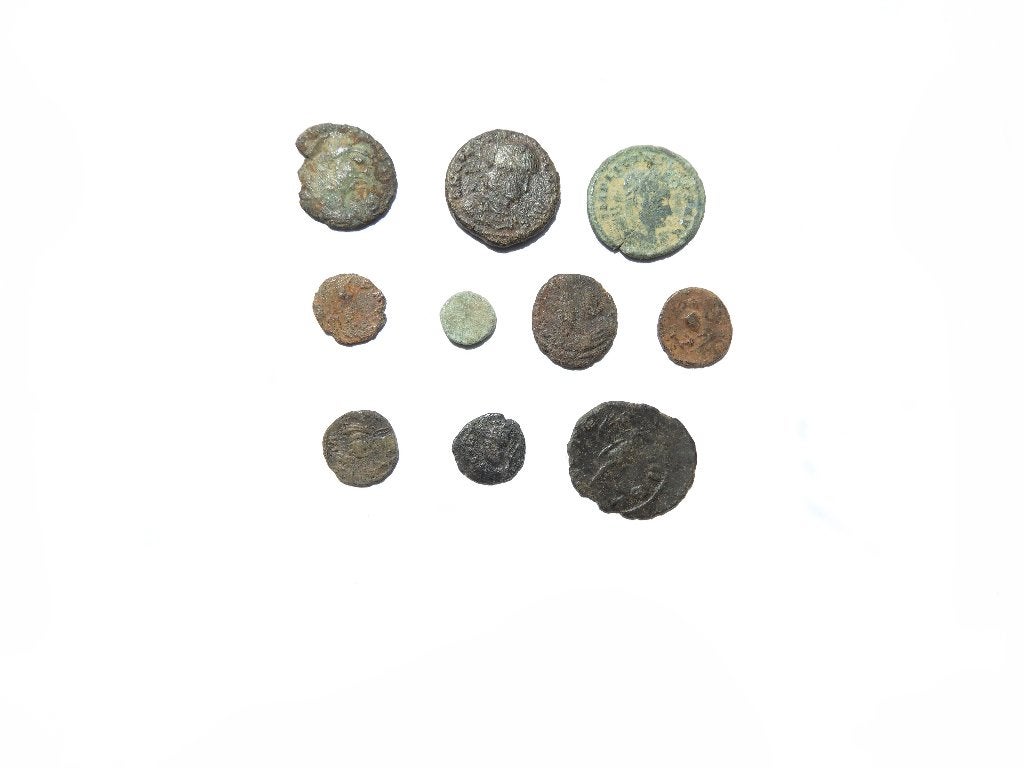 Romeinse verschillende bronzen munten  d912, Antiek en Kunst, Ophalen of Verzenden, Brons