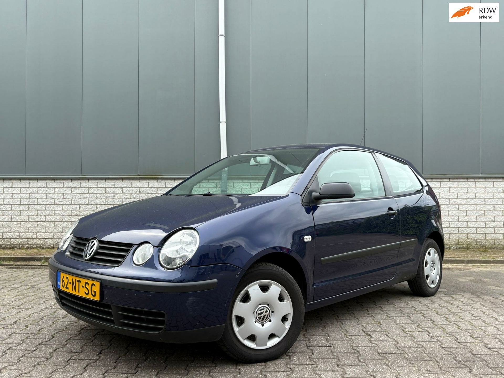 Volkswagen Polo 1.4-16V-airco-cruise-orgineel NL, Auto's, Voorwielaandrijving, Startonderbreker, 4 cilinders, Blauw