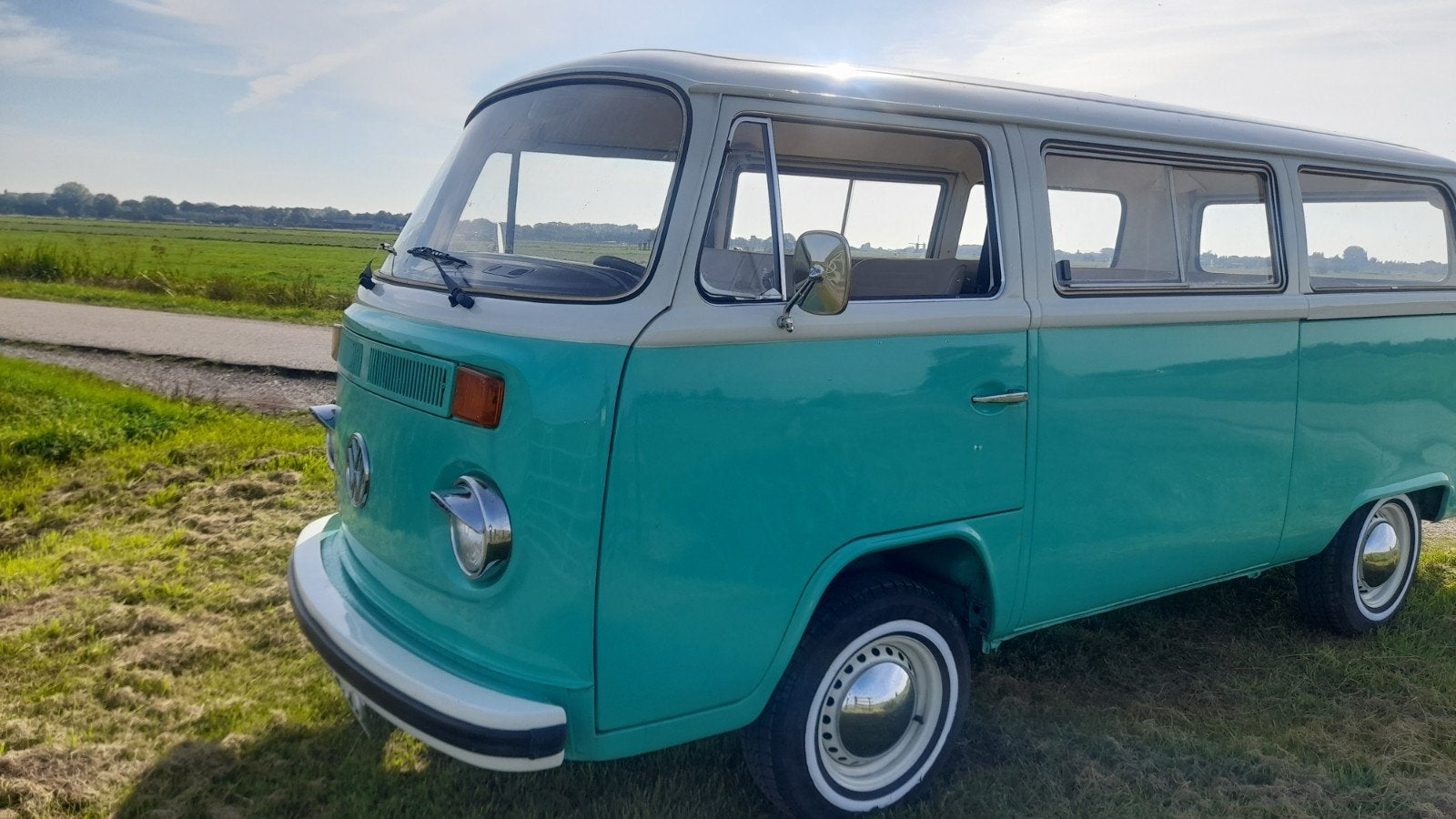Volkswagen bus oldtimer transporter T2 1974 Groen wit T2b, Auto's, Volkswagen, 1360 kg, Achterwielaandrijving, 8 stoelen, 1600 cc