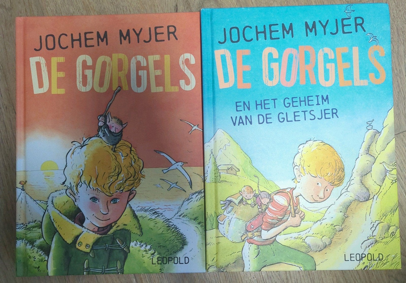 De Gorgels - Deel 1 & 2 van Jochem Myjer (Zo goed als nieuw), Boeken, Ophalen of Verzenden, Zo goed als nieuw, Jochem Myjer, Fictie