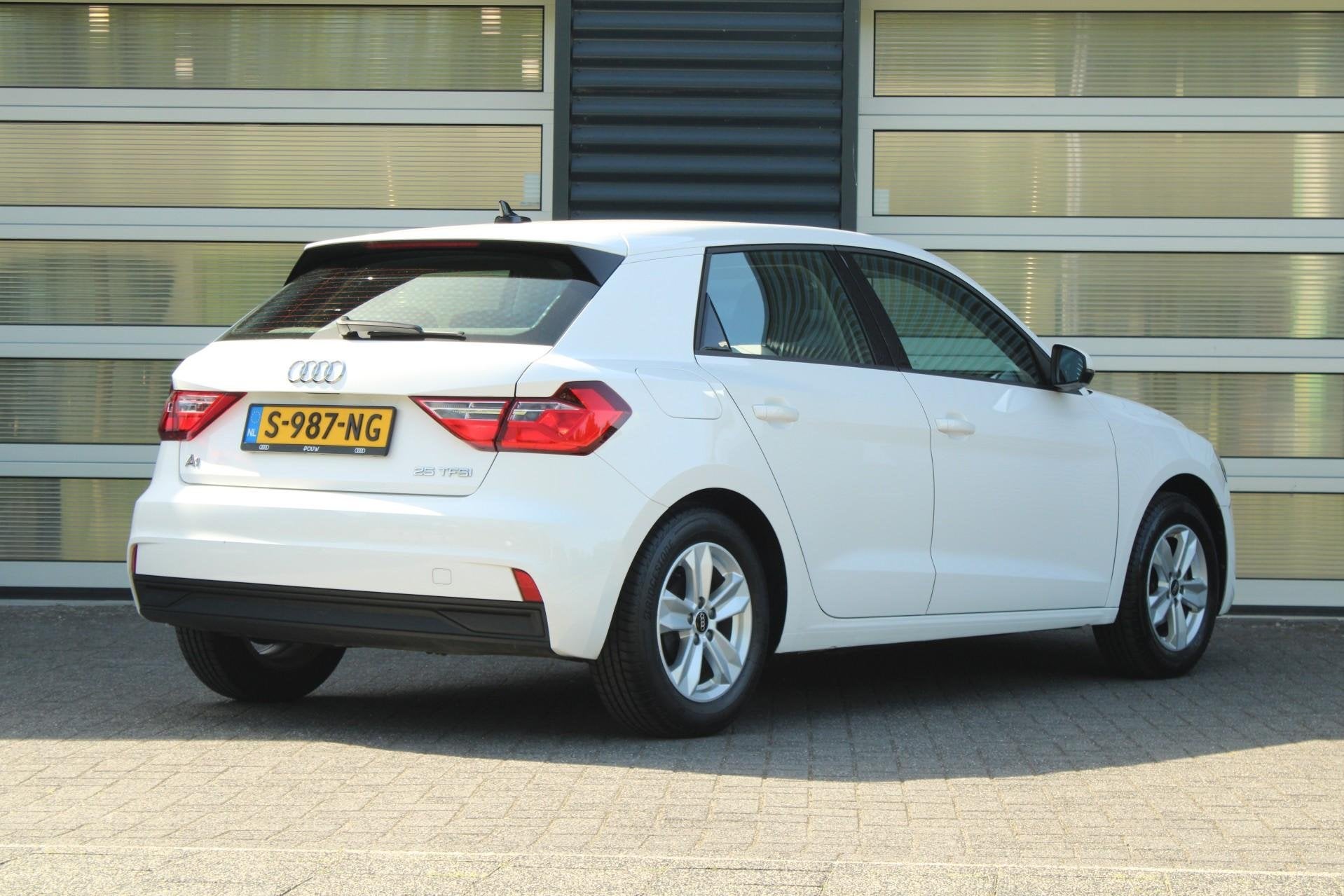 Audi A1 Sportback 25 TFSI 95pk Pro Line | Apple Carplay & An, Auto's, Voorwielaandrijving, 12 maanden, Stof, 95 pk
