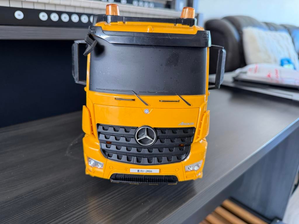 Mercedes-Benz Kipper Vrachtwagen Speelgoed, Ophalen, Zo goed als nieuw, Afstandsbediening