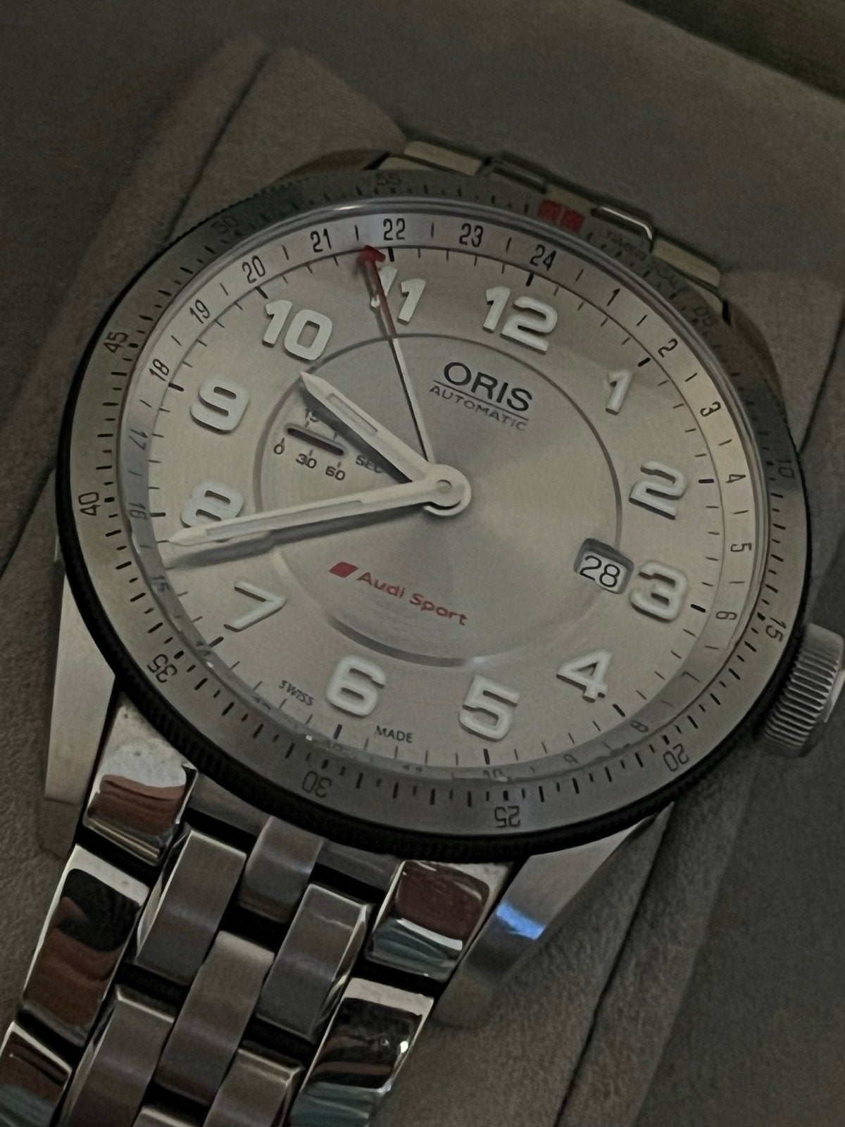 Oris Audi Sport GMT - Zo goed als nieuw, complete set, Overige merken, Staal, Polshorloge, Ophalen of Verzenden