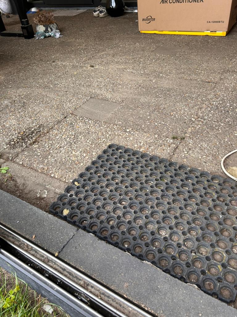 Gezocht! Cementdekvloer aanbrengen +-23m2, Ophalen