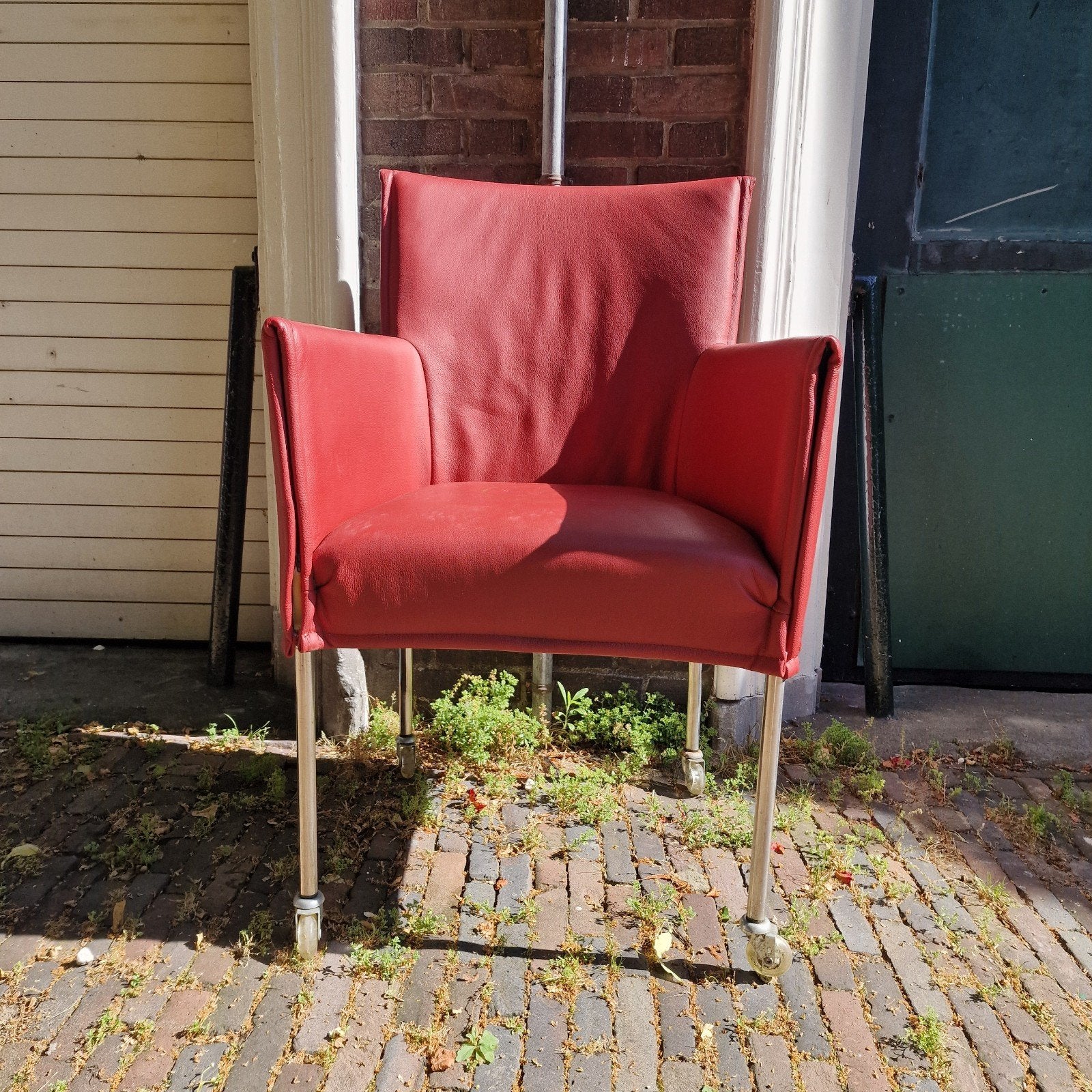 Rode leren stoel op wieltjes, Ophalen, Gebruikt, Leer, Rood