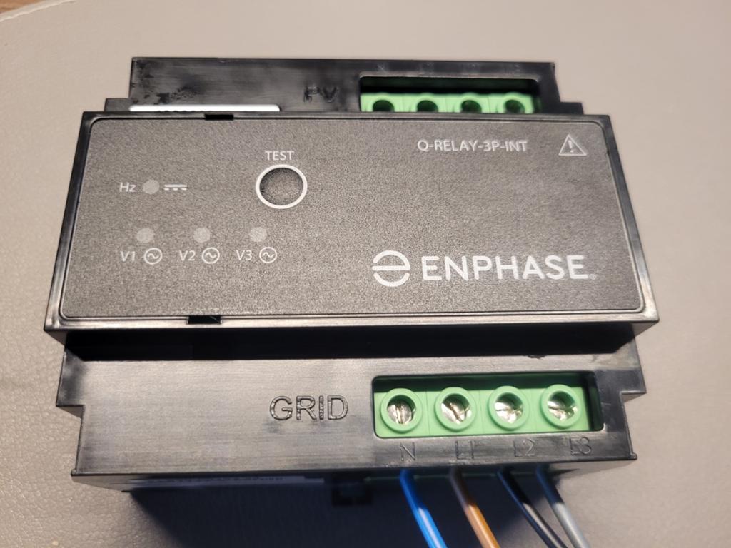 Enphase Q-Relay-3P-INT: Essentiële Netwerkbeveiliging, Ophalen of Verzenden