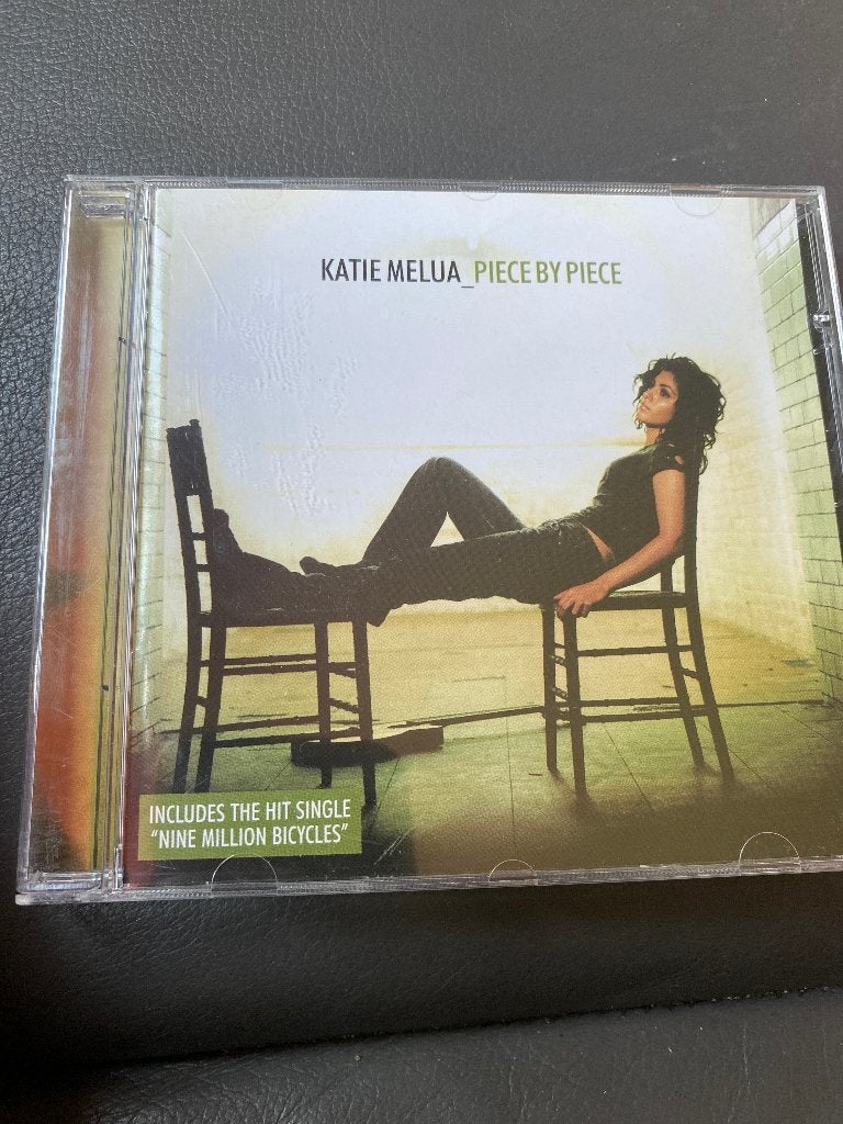 Katie Melua - Piece by Piece CD Nine Million Bicycles'), Pop, Ophalen of Verzenden, Zo goed als nieuw, Inclusief boekje
