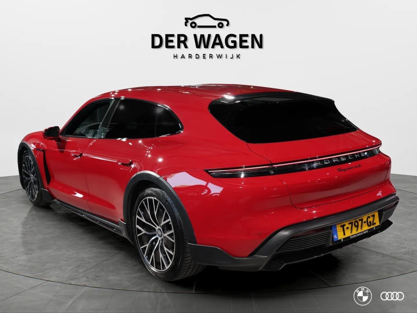 Porsche Taycan Cross Turismo 4S 93 kWh / BURMESTER / NACHTZI, Auto's, Porsche, 2220 kg, 4 stoelen, 93 kWh, Leder