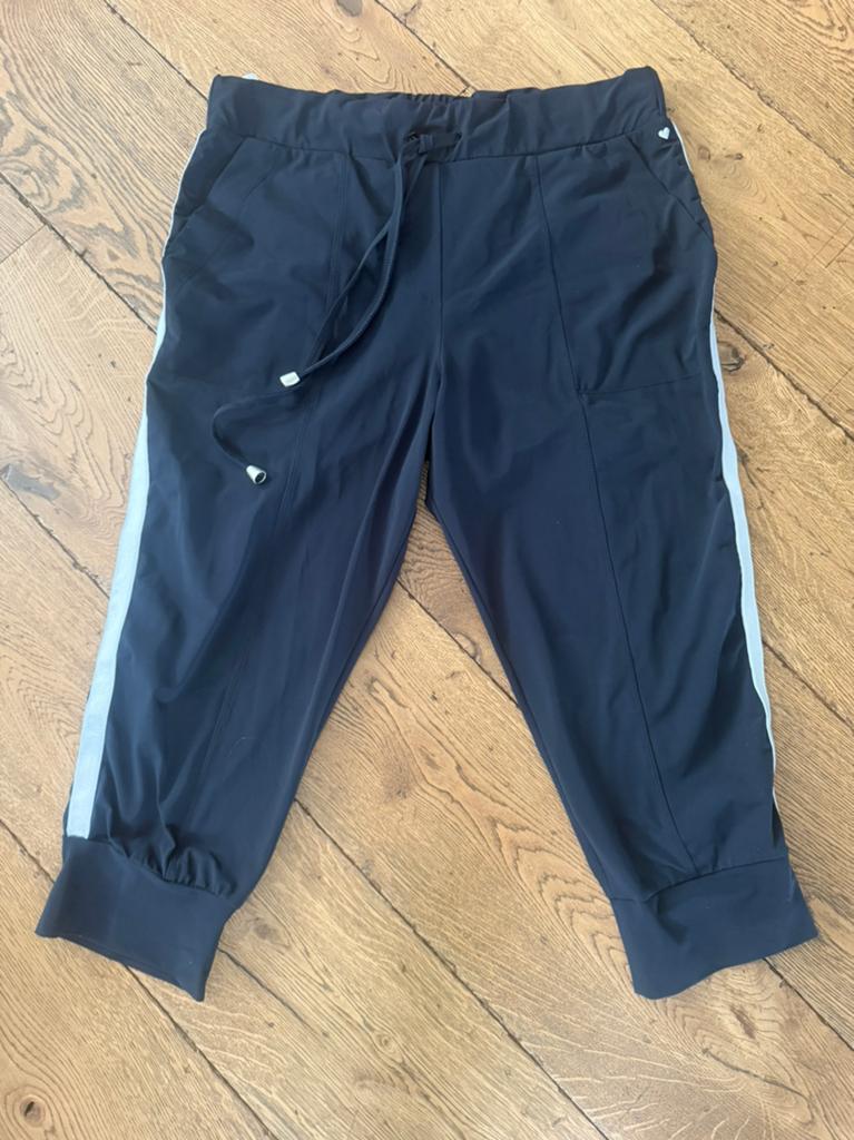 Helena Hart driekwarts broek maat L, travelstof, Blauw, Maat 42/44 (L), Ophalen of Verzenden, Zo goed als nieuw
