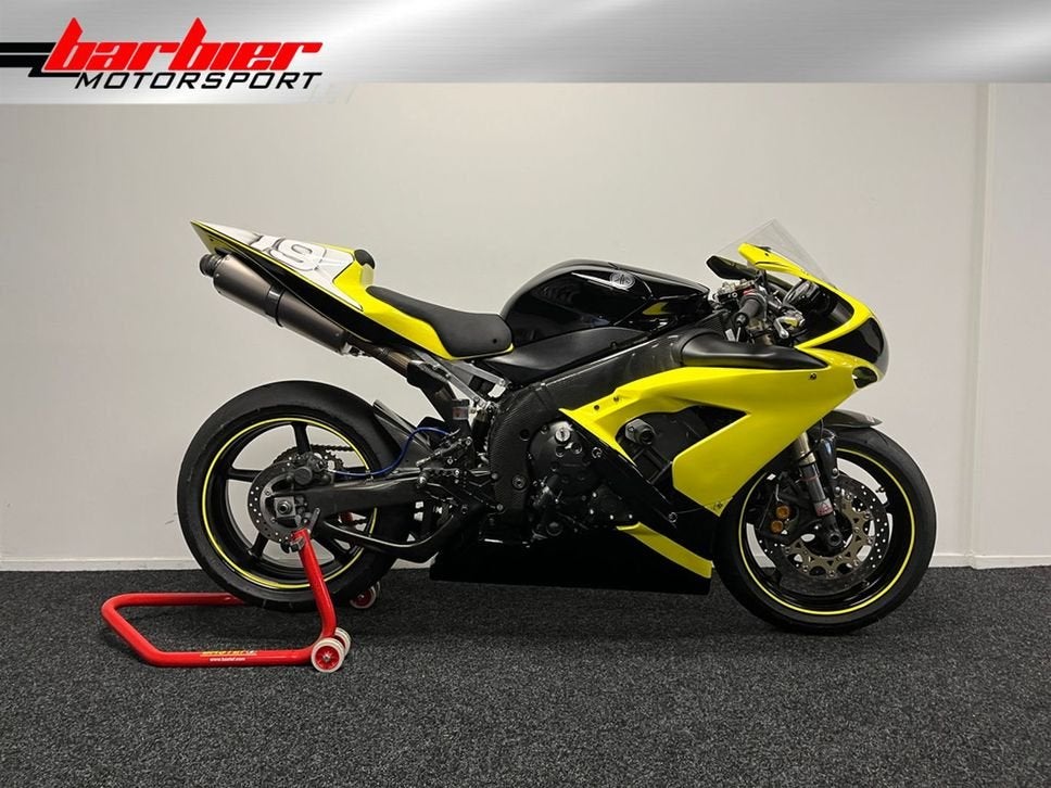 ⭐️⭐Hele gave Yamaha YZF-R1 (bj 2004)⭐️⭐, 4 cilinders, Bedrijf, Onbekend, Super Sport