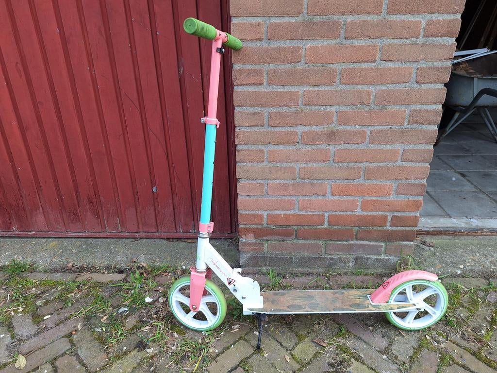Gebruikte step voor kinderen - roze/groen, Fietsen en Brommers, Steps, Gebruikt, Gewone step, Ophalen