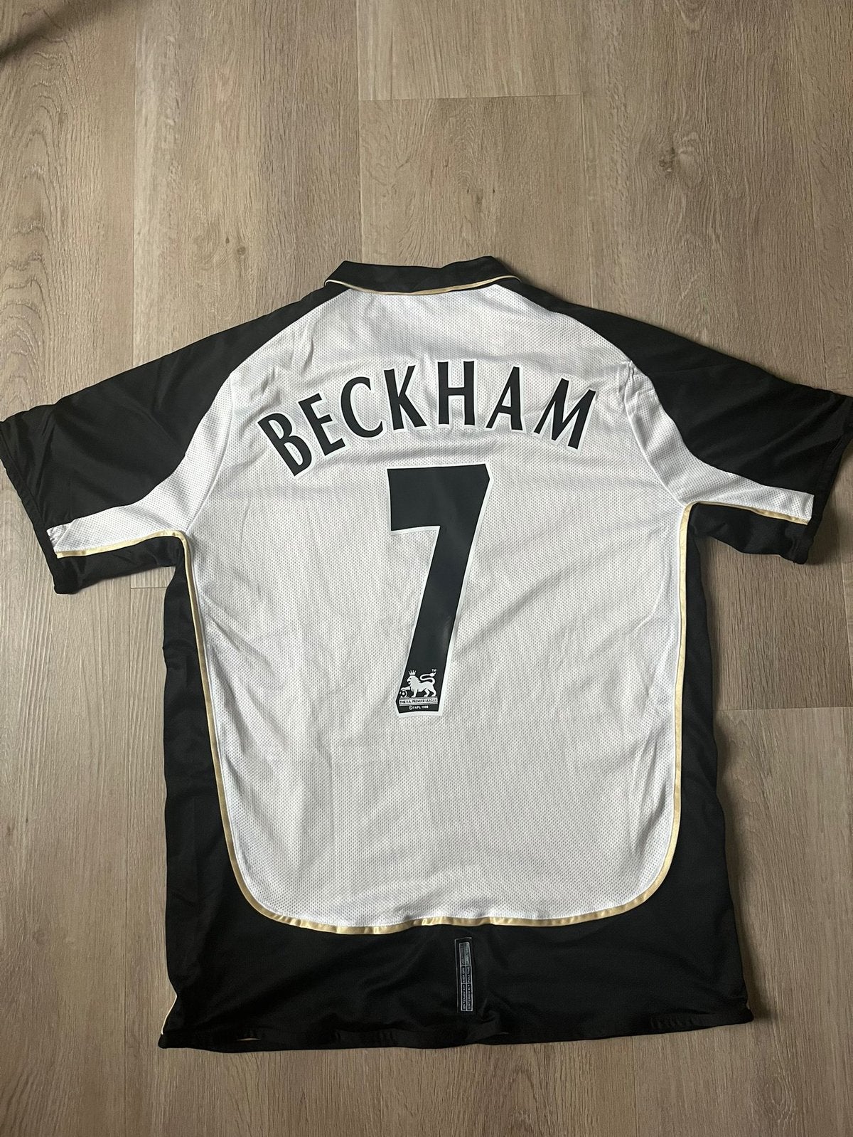 Bechham Manchester United retro voetbalshirt maat M, Verzamelen, Ophalen of Verzenden, Nieuw, Buitenlandse clubs, Shirt
