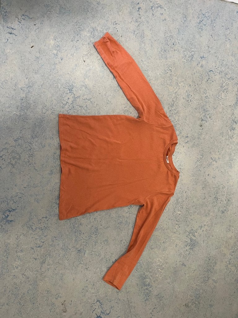 oranje t shirt met lange mouwen voor kinderen , maat 146, Kleding | Dames, T-shirts, Ophalen, Oranje, Zo goed als nieuw, Lange mouw