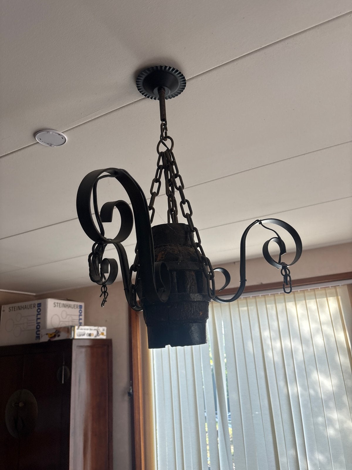 Twee rustieke armaturen: hanglamp en wandlamp, Ophalen, Gebruikt, Hout