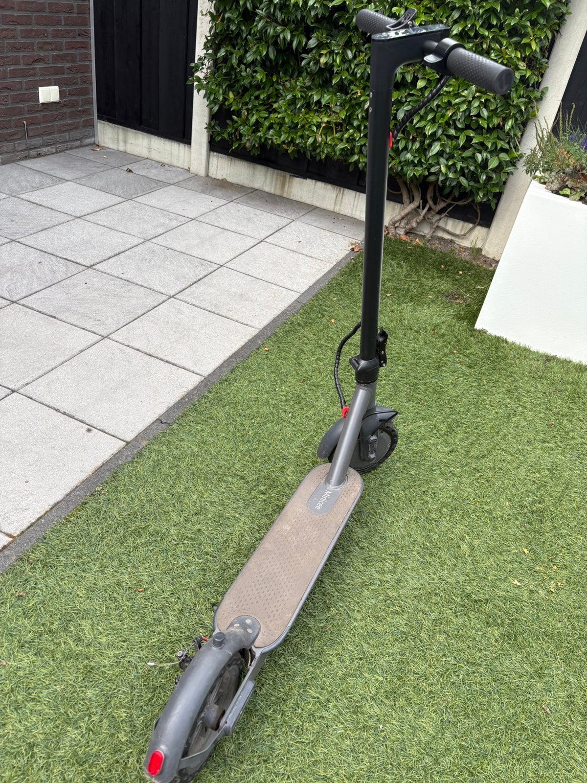 Elektrische step, Fietsen en Brommers, Ophalen of Verzenden, Zo goed als nieuw, Elektrische step (E-scooter)