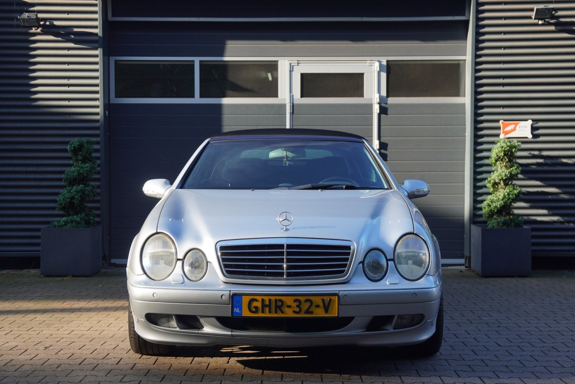 Mercedes-Benz CLK-klasse Cabrio 230 K AUT XENON LEDER PDC V/, Auto's, Automaat, Achterwielaandrijving, Gebruikt, Zwart