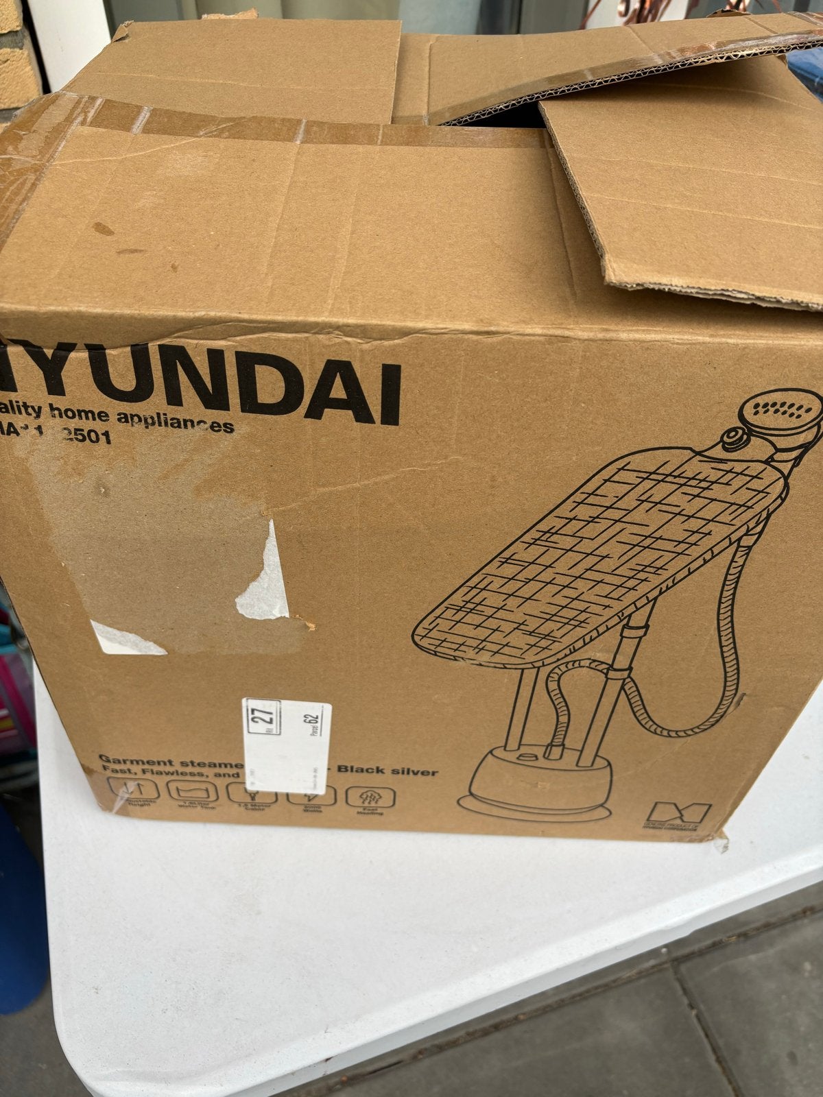 Hyundai Kledingstomer met Strijkplank - 2000W, Ophalen of Verzenden, Zo goed als nieuw, Kledingstomer