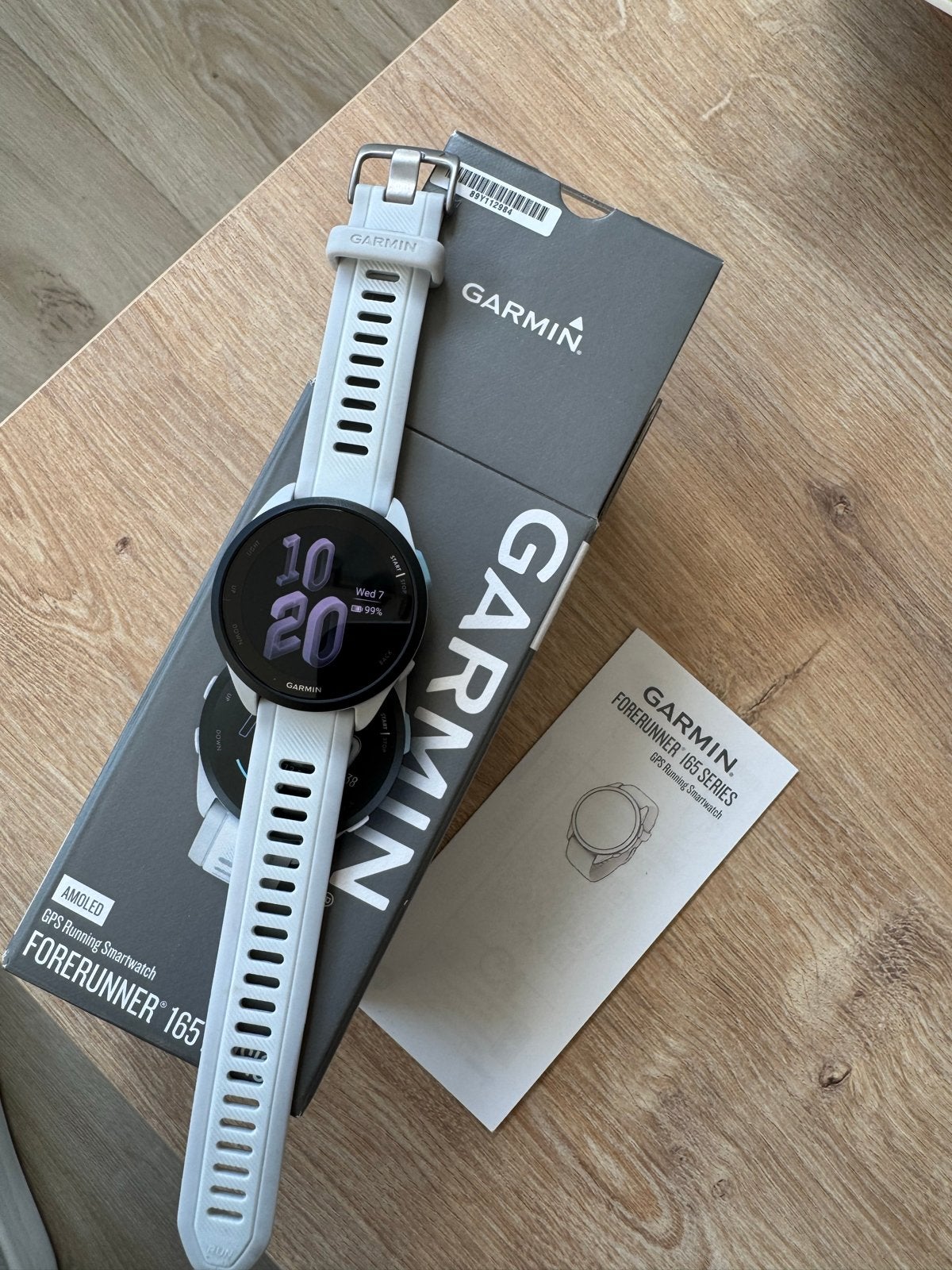 Garmin Forerunner 165 GPS Running Smartwatch - Zo goed als n