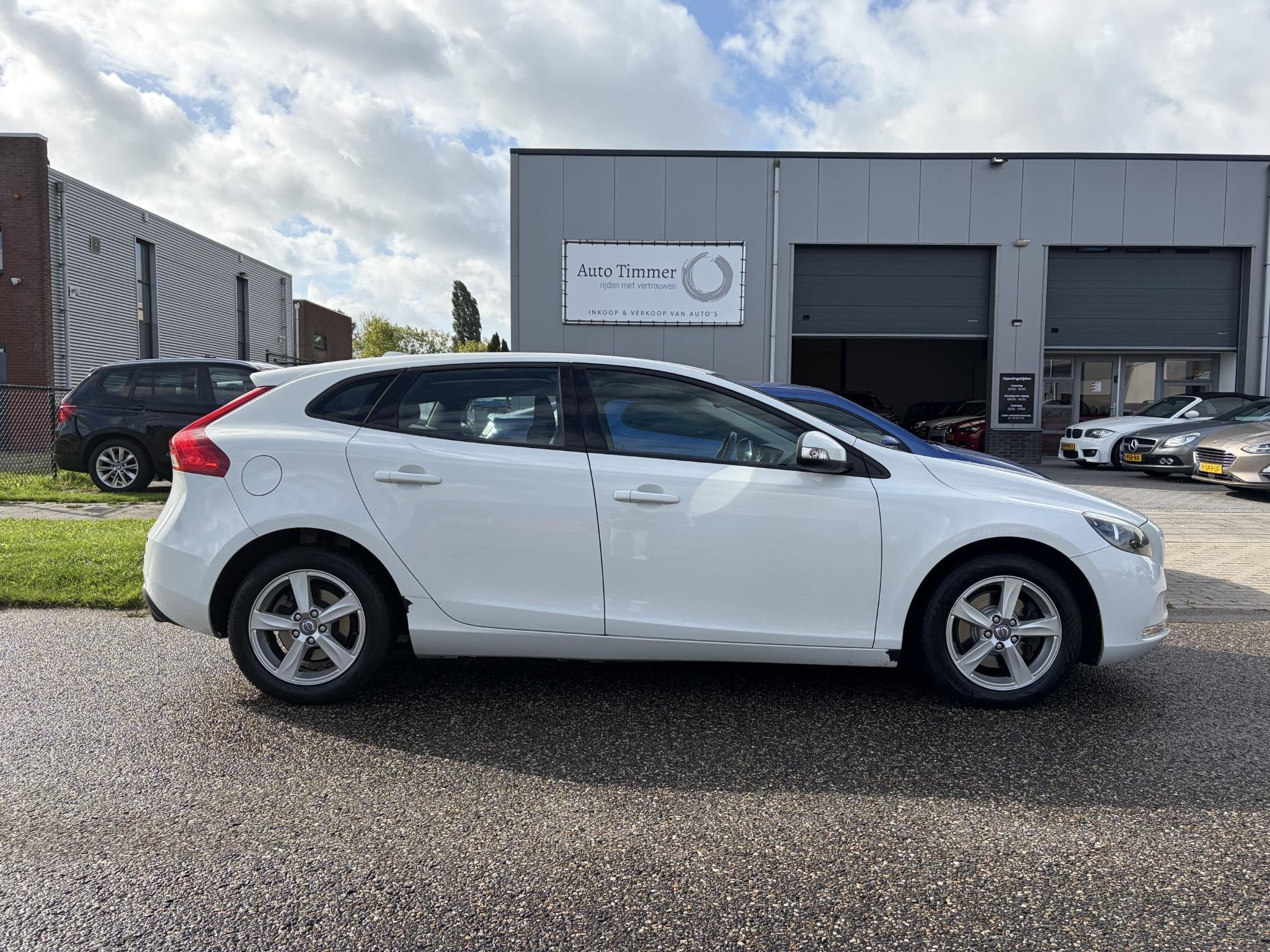 Volvo V40 1.6 T2, Auto's, Voorwielaandrijving, Stof, Gebruikt, 4 cilinders
