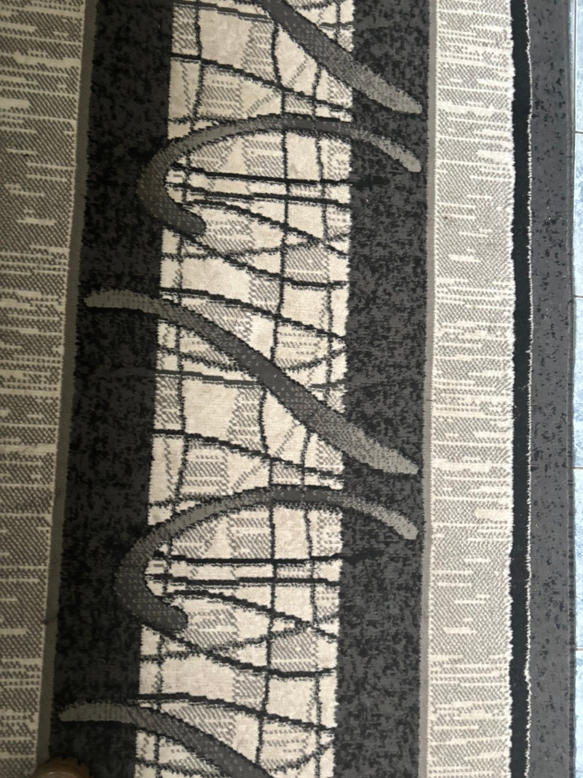 Lang loper van liefs 500cm lang nu voor 75 euro, Grijs, 200 cm of meer, Zo goed als nieuw, Rechthoekig