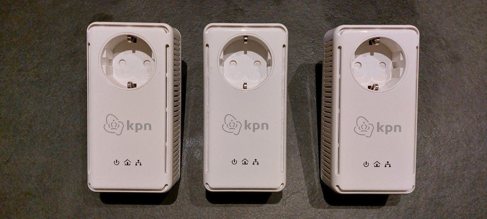 KPN Wifi Versterkers (3 stuks) - Stroomnet Netwerkadapter, Ophalen of Verzenden, Gebruikt, KPN