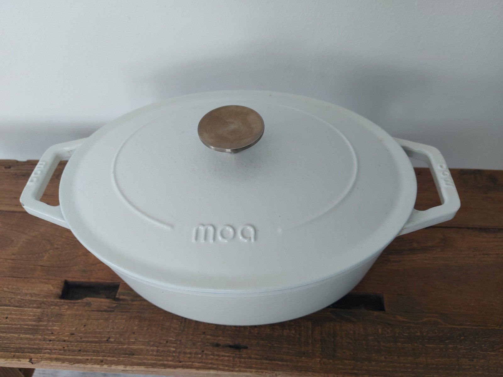 Mooie witte gietijzeren braadpan van MOA, Ophalen of Verzenden, Zo goed als nieuw, Gietijzer, Koekenpan of Braadpan